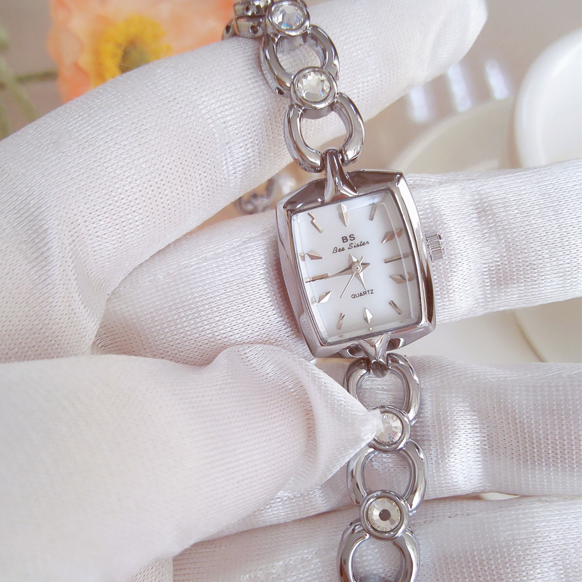 UTHAI İzle Kadınlar Için Işık  - Jewelry Watches Brands incelemesi ve fiyatı